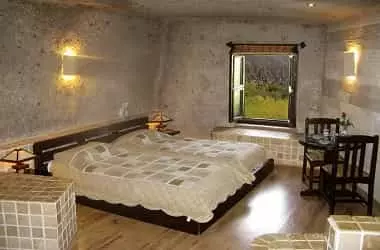 هتل صخره ای لاله کندوان تبریز